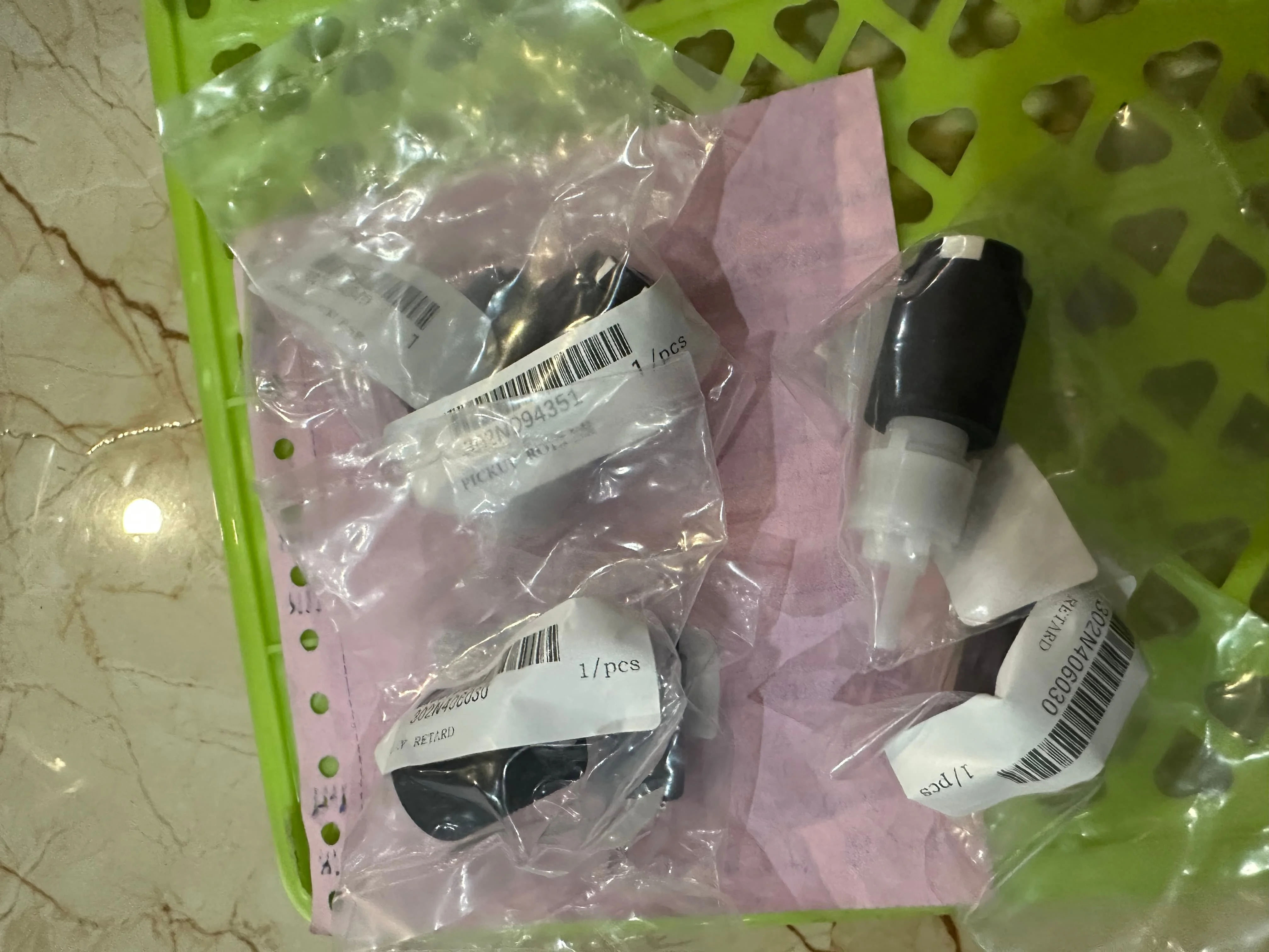 

20X 302N406030 302ND94340 302ND94350 Ролик подачи захвата для Kyocera 4002i 5002i 6002i 4052ci 5052ci 6052ci 2552ci 3252ci 3552ci