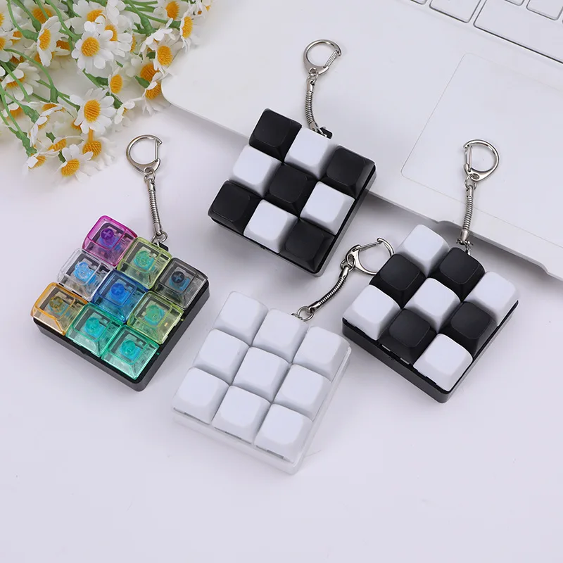 Creative 9 Keyboard Cap Stress Relief Keychain Pendant Button Mechanical Keyboard Keyring Finger Pinch Stress Relief Toy Gift