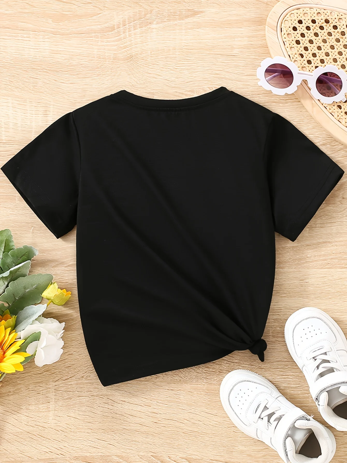 Ins Children's Clothing Girls' Cartoon Bear Print Pattern Round Neck Short-Sleeved T-Shirt Kidsren's Spring, Autumn and Summer Clothing Suitable for Girls Aged 1-10 Years Old, Home Leisure, Going Out, Versatile School Clothes