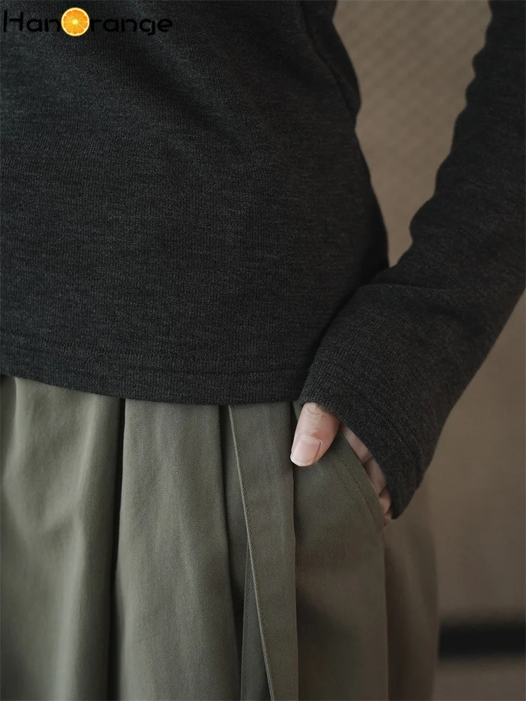 HanOrange 2025 الشتاء بسيط كسول س الرقبة البحرية رداء علوي من الصوف المرأة مريحة الدافئة سليم الأعلى أسود/أبيض حليبي