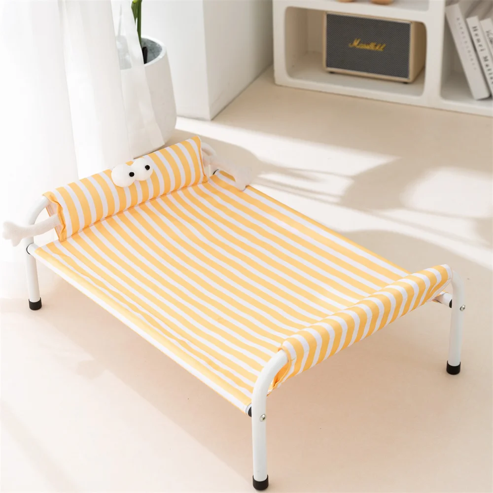 

Versatile Pet Bed with Durable Textilene Material and Stainless Steel - Suitable for Outdoor Adventures and Home Use