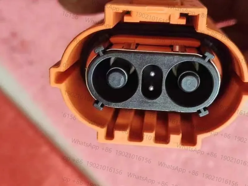 

EVH3-P2TJ-10A Оптоэлектронный разъем новой энергии