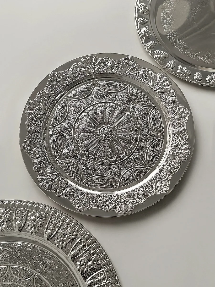 Luxury Silver Lace Tray Desktop Storage Plate for Jewelry And Fruits Desert Versatile Sliver Organizer Decorative Tray