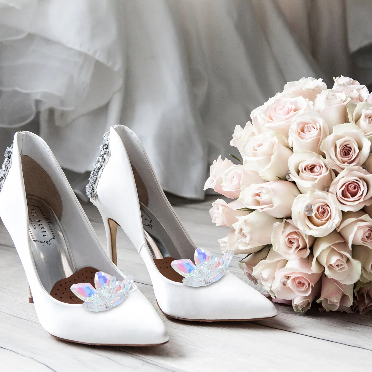 1Pcs Crystal Glass Flower Shoe Decorations DIY Accessories for Women Sandals Boots Flats High Heels Clothing Accessories