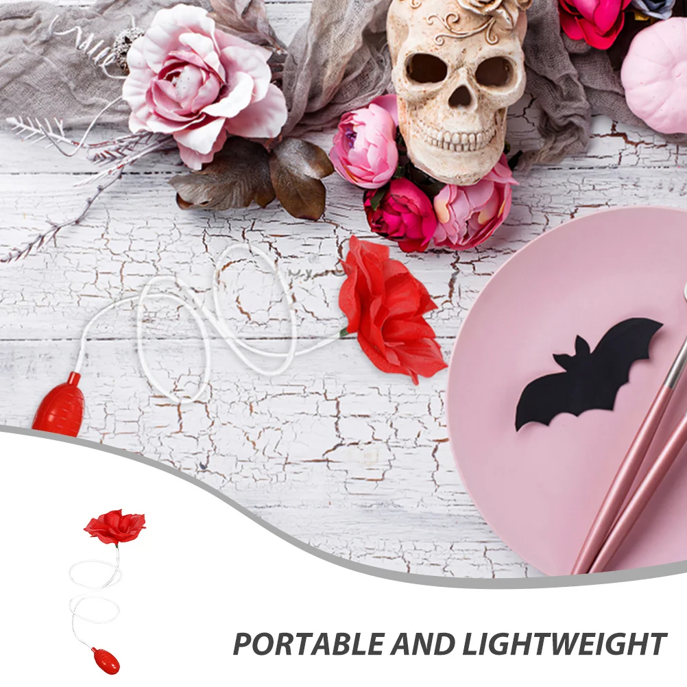 4 قطعة دبوس خدعة الورد لرش الماء الواقعي للأطفال والكبار هدية مضحكة محمولة قابلة لإعادة الملء للحفلات