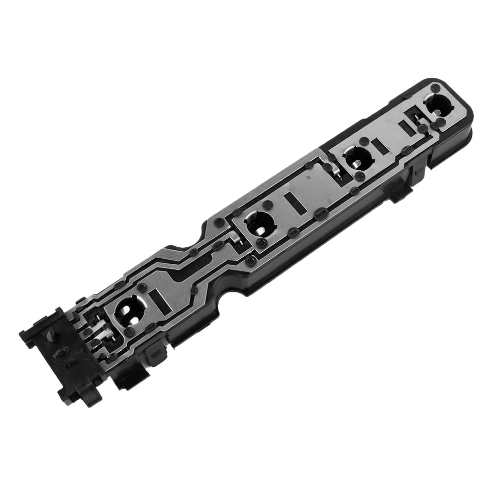 Wire Harness Bulb Holder Stop Socket Tail Light Circuit Board Metal Plastic Practical Bulb Holder 1681537 6C11-13N004-AB