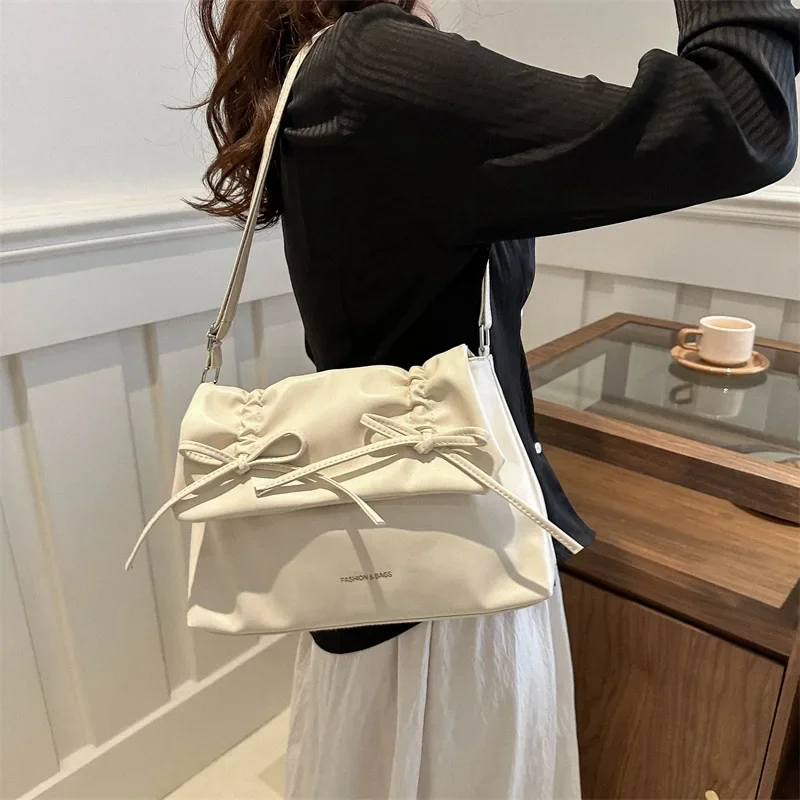 

Underarm Bag Women Tote Bag Large Capaci Autumn and Winter Shoulder 2024 New Versatile High-Grade Shoulder Commuter Bag