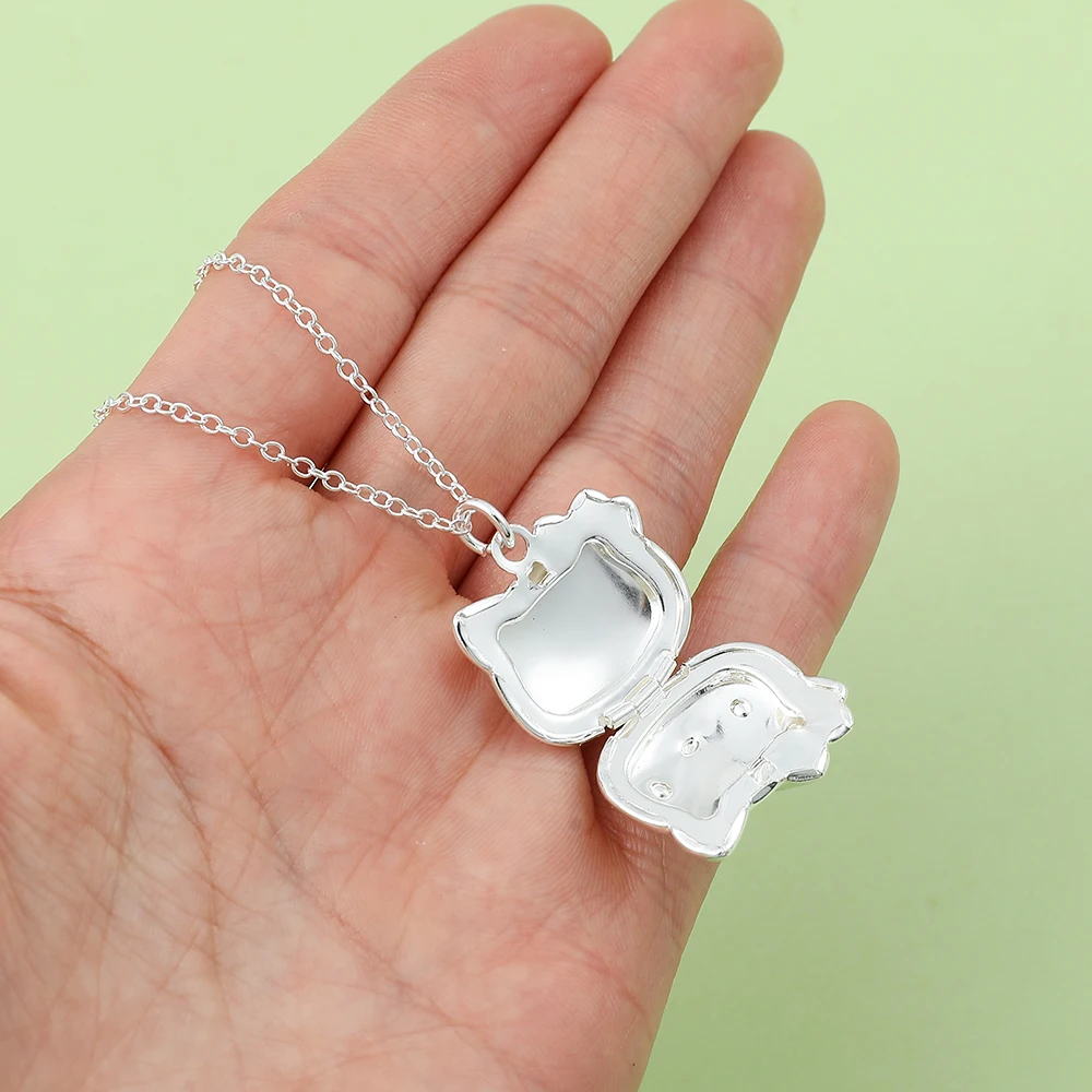 Hello Kitty Anime Cartoon Necklace Exquisite Cute Collarbone Chain Pendant Gift for Women Girls Commute Accessories