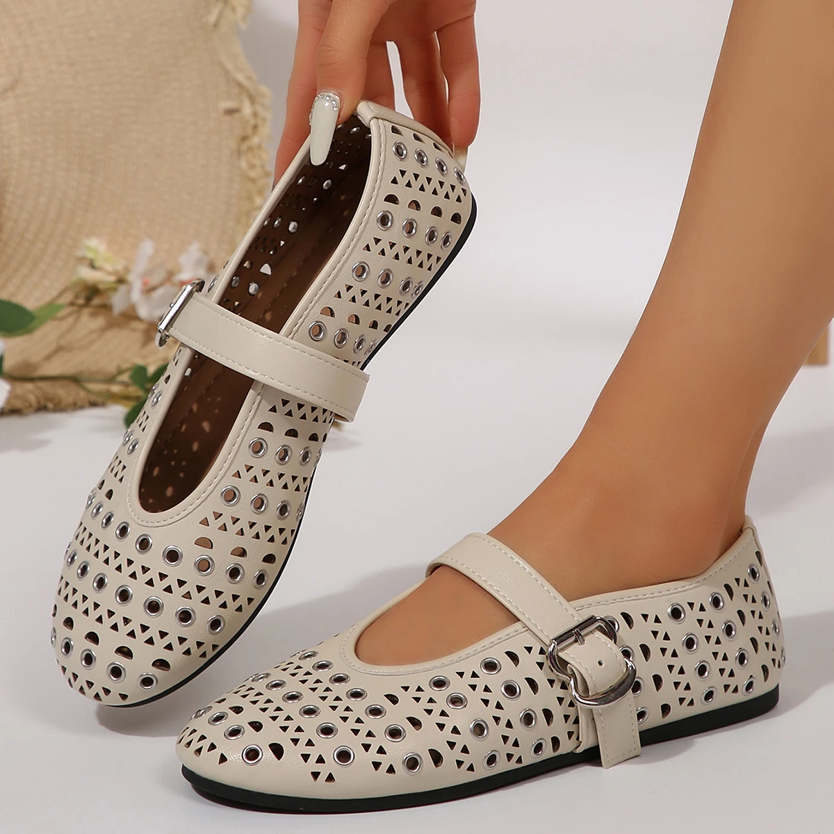 2025 New French Summer Retro Leather Flat Casual Mary Jane Shoes, Perforated Shoes Breathable Ballet Shoes