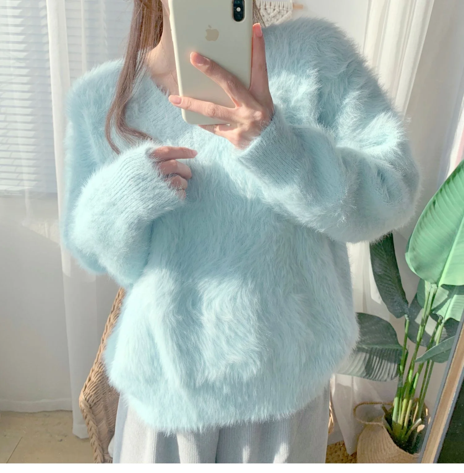 

Женский свитер с V-образным вырезом из искусственного меха норки, свободного кроя, осенне-зимний, в стиле оверсайз, вязаный кашемировый топ для тепла и комфорта зимой