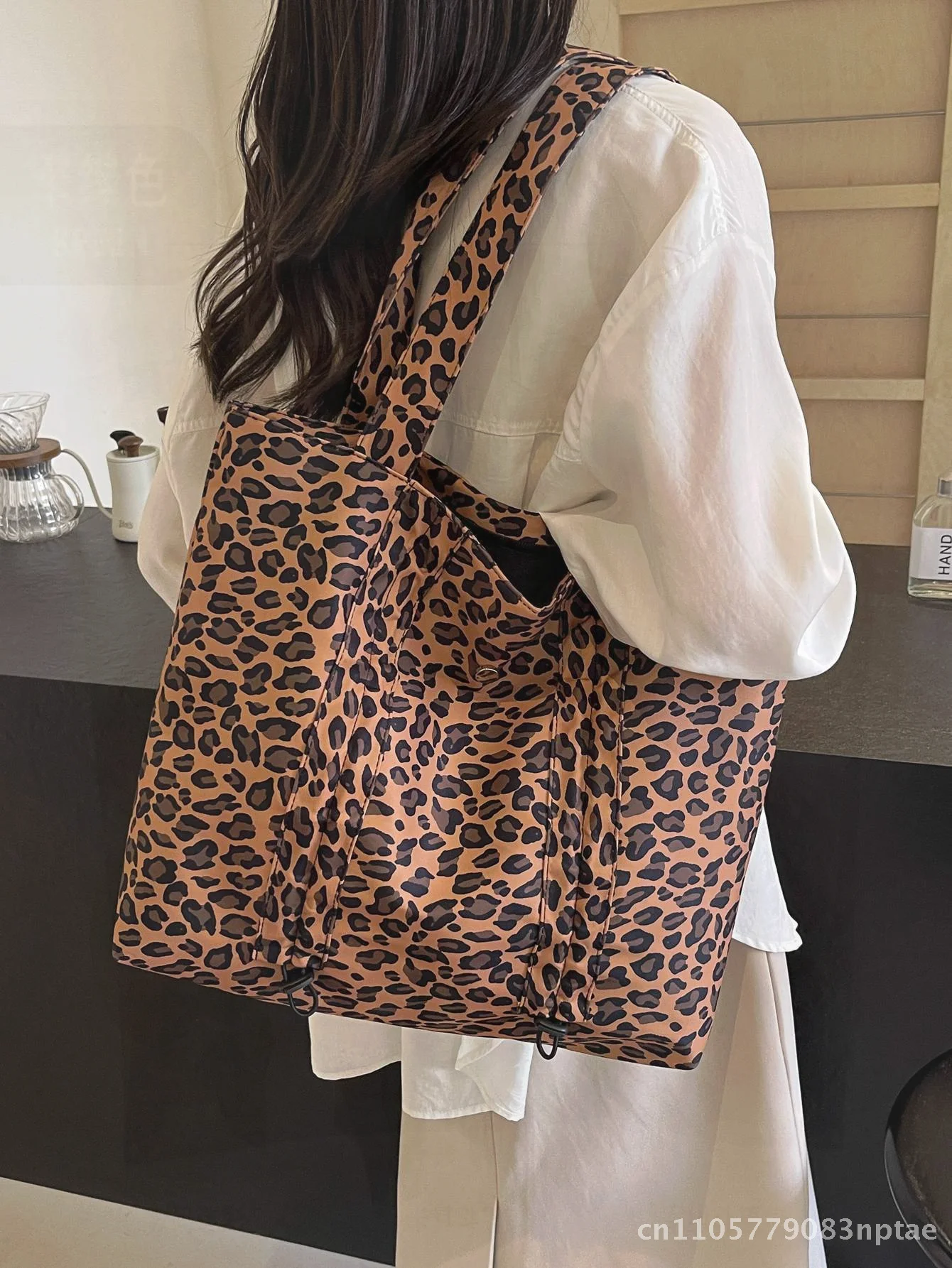 

Leopard Canvas Tote Bag Women's Large Capacity Shoulder Bag Urban Minimalist Style White Brown Coffee Color College Students