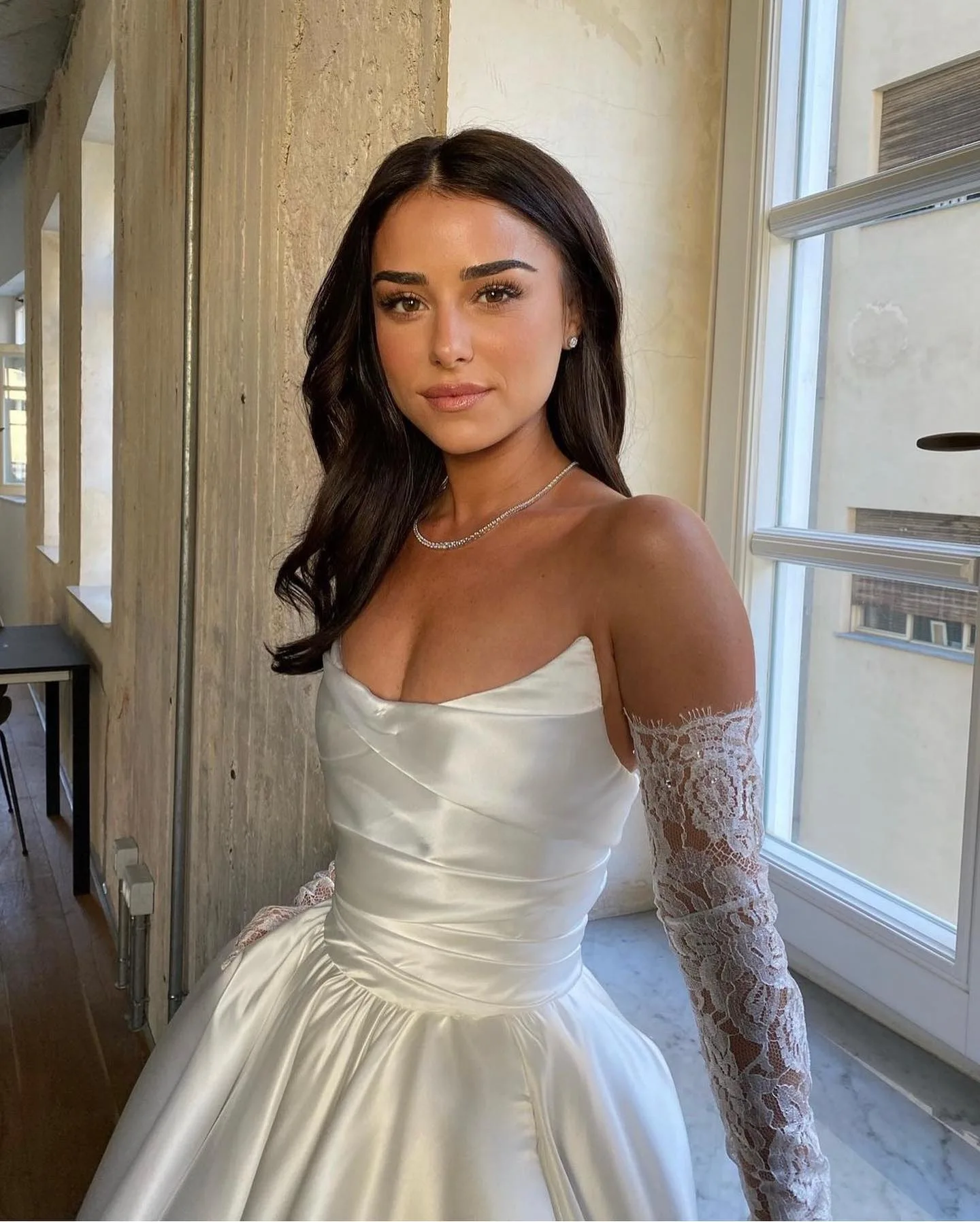 فستان زفاف أنيق على شكل حرف a الكنيسة بدون حمالات ثنيات من الساتان قفازات الزفاف فستان العروس للنساء فيستدوس دي نوفيا