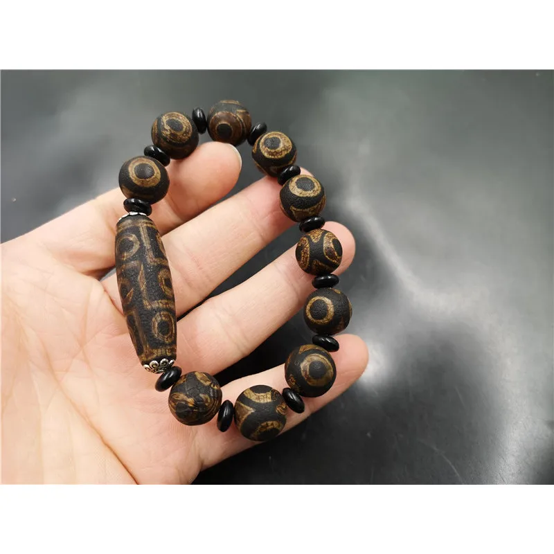 Tibetan-Style Vintage Old Bead Bracelet With Three-Eyed Dzi And Agate Beads