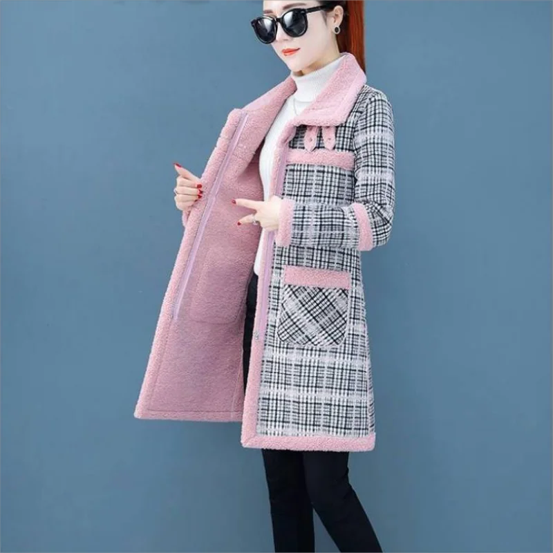 

Plaid thickened plus velvet mid-length cotton-padded jacket women's 2024 winter new imitation lamb wool warm woolen coat