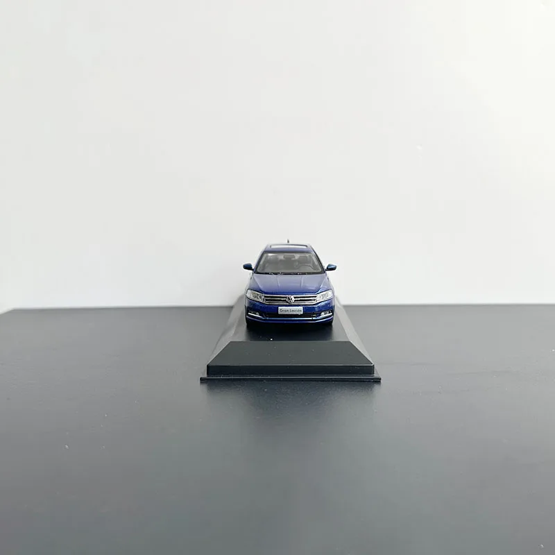 1:43 Scale Gran Lavida Alloy Car Model Collection Ornaments