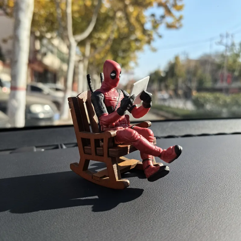 Gorąca Wyprzedaż Marvel Deadpool Figurki Akcji Anime Model Samochodu Kawaii Klasyczne Zabawki Ozdoby do Sypialni Modny Wystrój Domu Prezent dla Dzieci