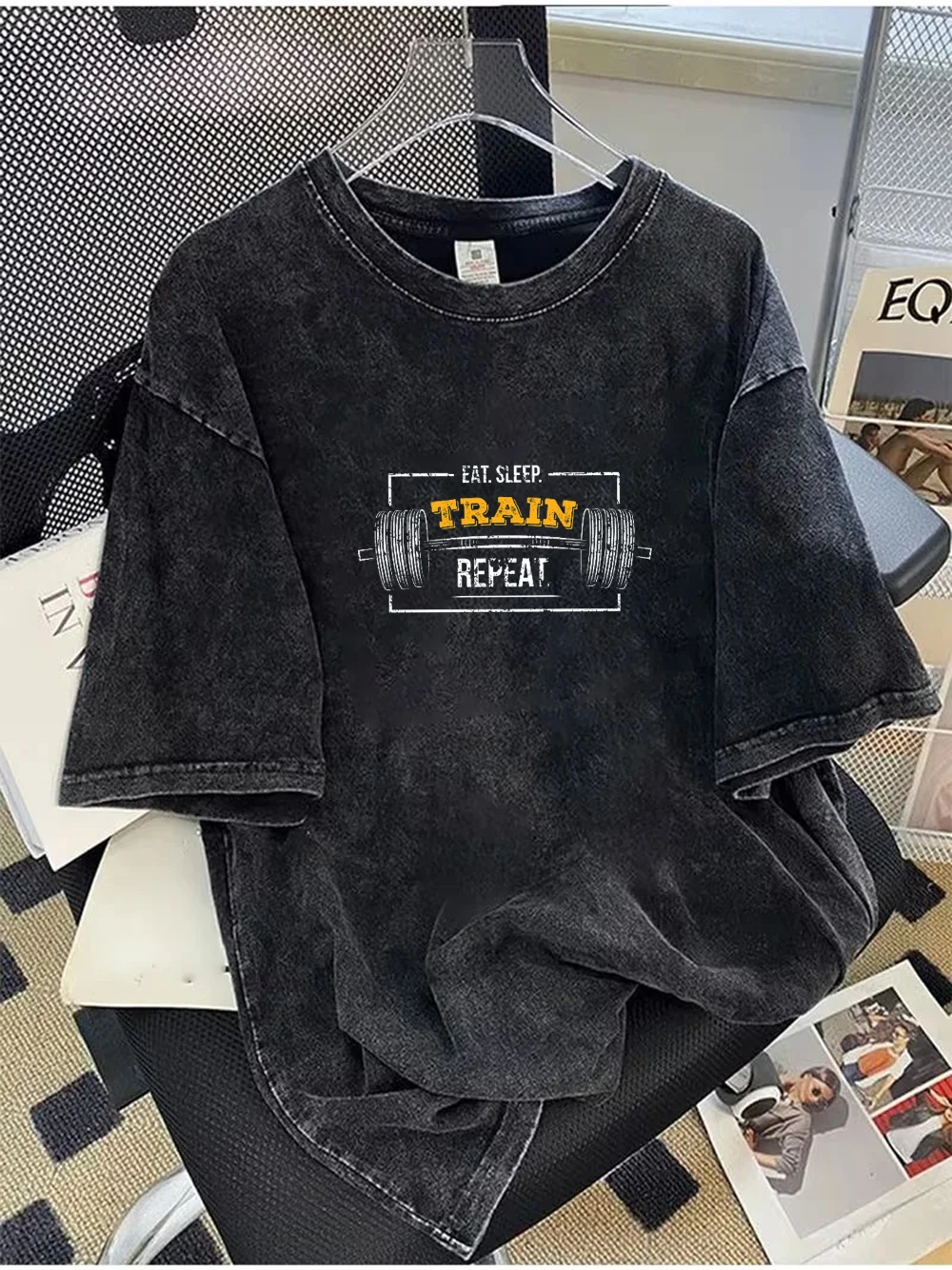 Koreanischer Stil GYM MODE ON Grafik-T-Shirt mit kurzen Ärmeln, übergroßes Baumwoll-T-Shirt, trendige Ins-Ästhetische Streetwear für Männer und Frauen – Detail 6