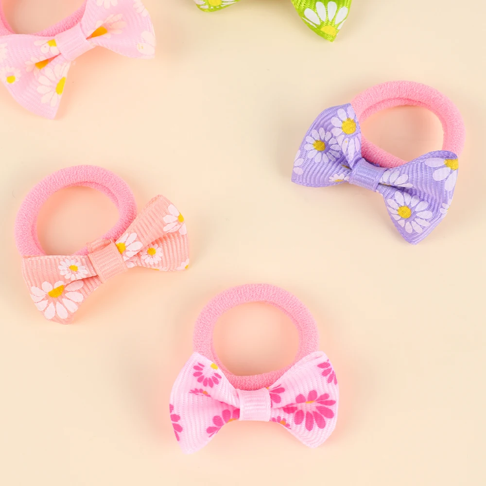 10pcs Daisy Tie & Bow Ties for Dogs and Cats , Dog .Bows with Elastic, Cute Hair Ties for Yorkie Puppy Dog Hair Decoration