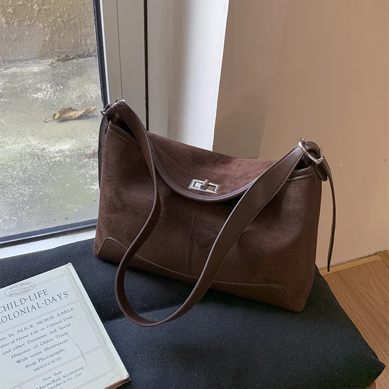 

2025 Autumn Winter Tote Bag, Fashion Shoulder Purse for Women, Casual Crossbody, Versatile Day to Night Bag, Textured Sling Bag