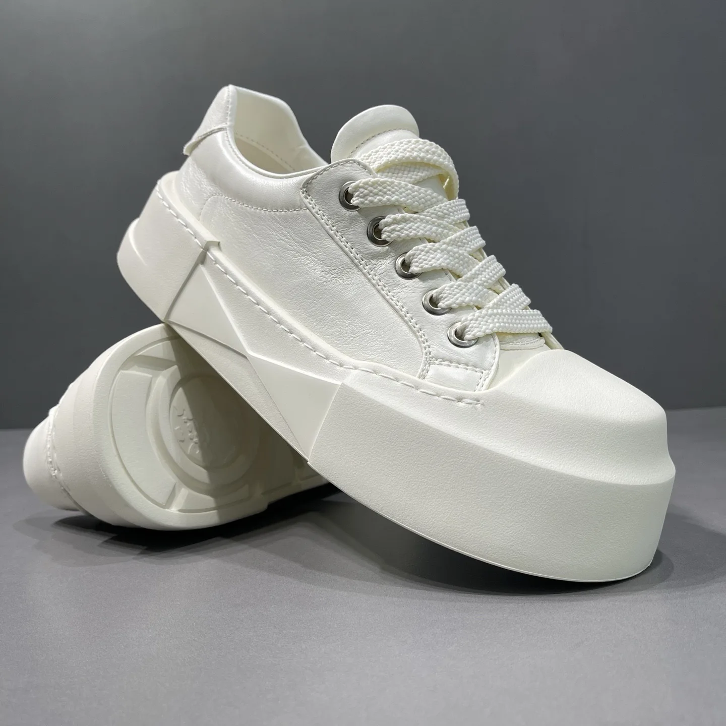 Men's Sneakers and Casual shoes thick sole foam Men's Shoe Fashion Designer
