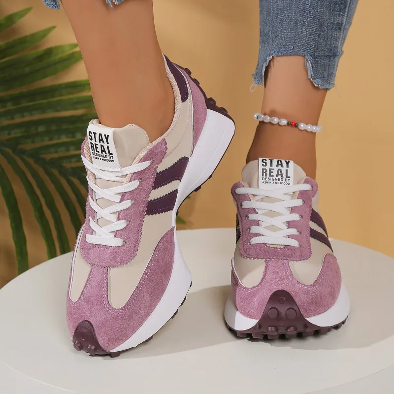 Designer Sneakers Women Sport Shoes Sneakers Thick Bottom Casual Fashionable Sneakers Lightweight Soft Bottm Running Shoes New view 5
