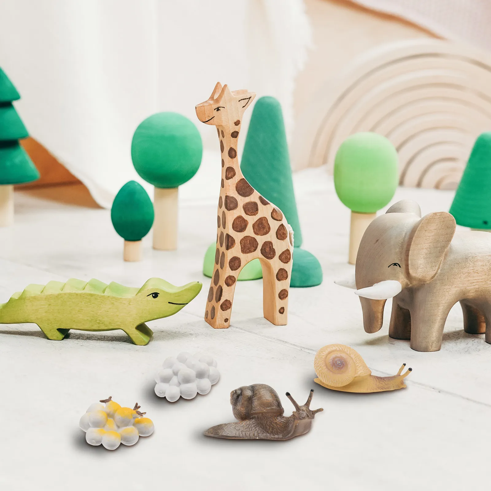 4Pcs Snail Life Cycle Ornaments Plastic Simulation Set Kids Educational Growth Cycle Decor Cognitive Development Home Decoration