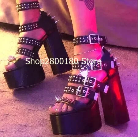 

Sliver Metal Rivet Belt Buckles Spike Platform Summer Sandals Girls Black Pink Leather Chunky Heels Club Punk Style Shoes Lady