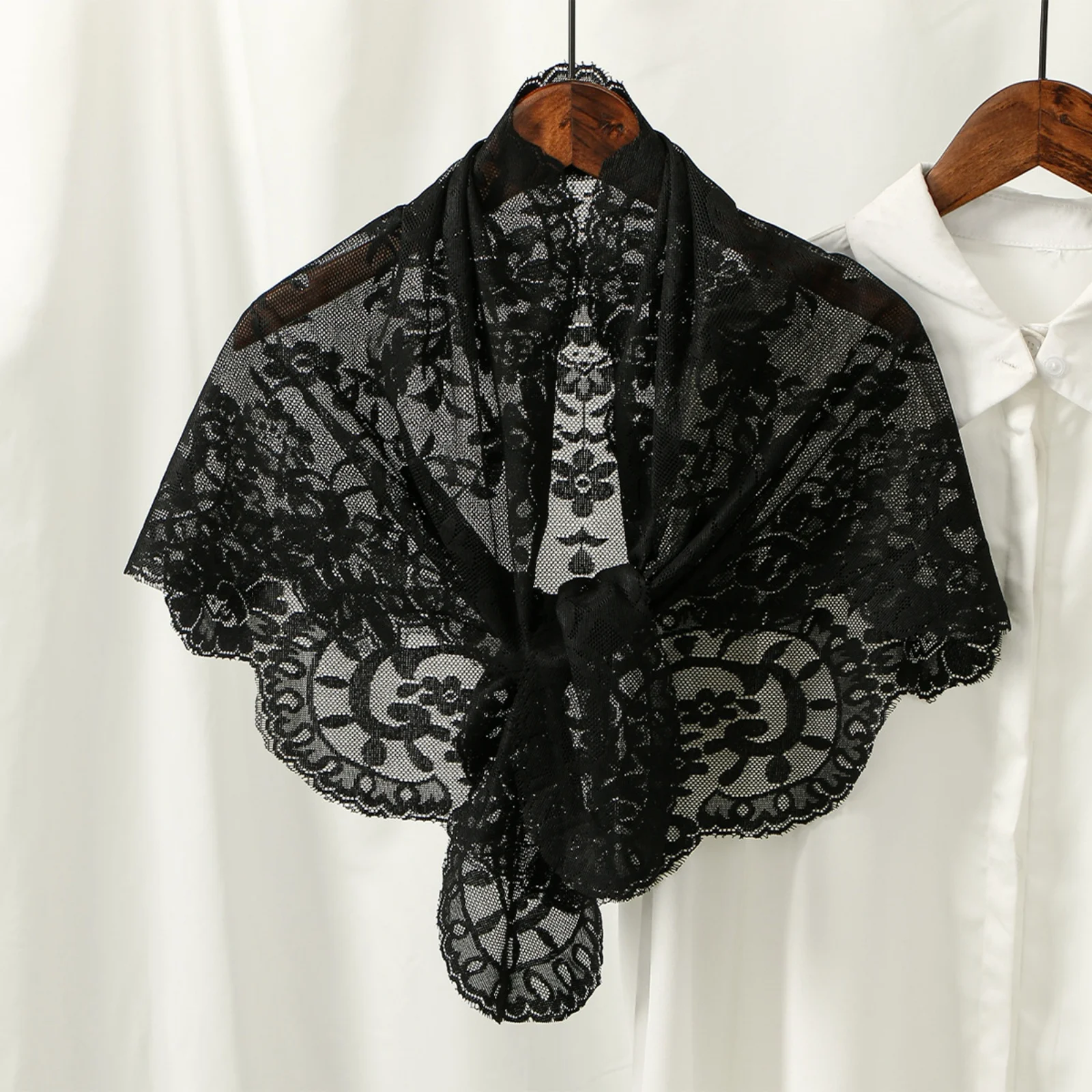 

1PC Elegant Black Lace Shawl Wraps For Women Vintage Floral Mesh Scarf Cover Up Soft Sheer Capelet For Wedding Party Evening