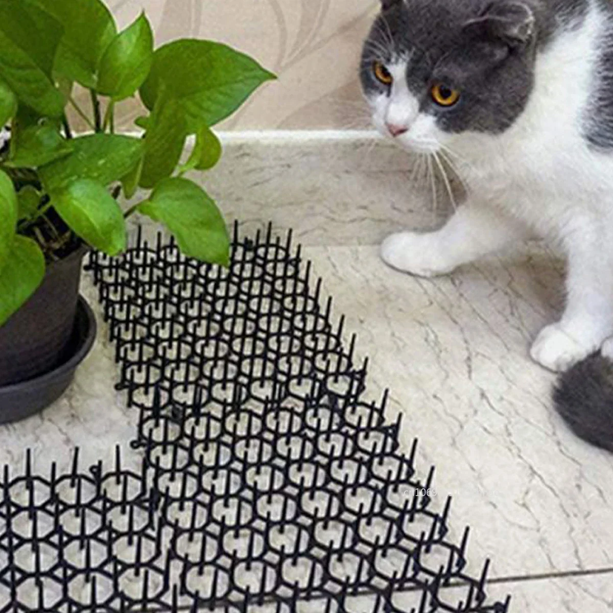 Garden Anti-Cat Prickle Mat Repellent Scat Mats Strips Spikes Straps Deterrent Keep Cat Dog Away Digging Pet Supplies 1pc