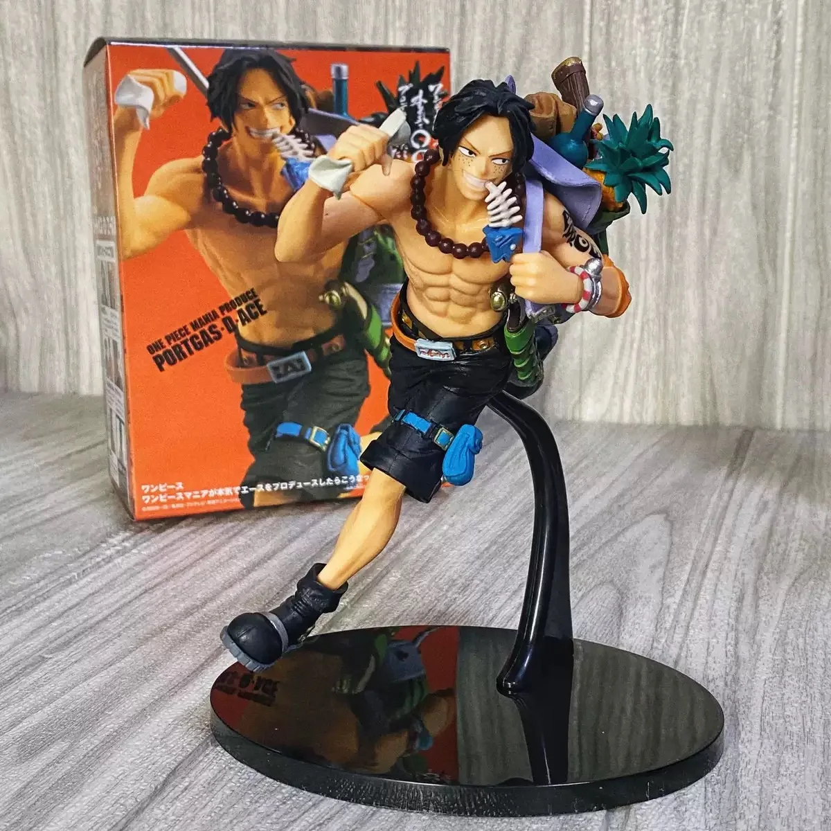 18CM Portgas·D· Ace Figur Anime ONE PIECE Three Brothers Run Desktop Golf Modell Spielzeug Geschenk Kunstwerk Sammlung Ornamente PVC