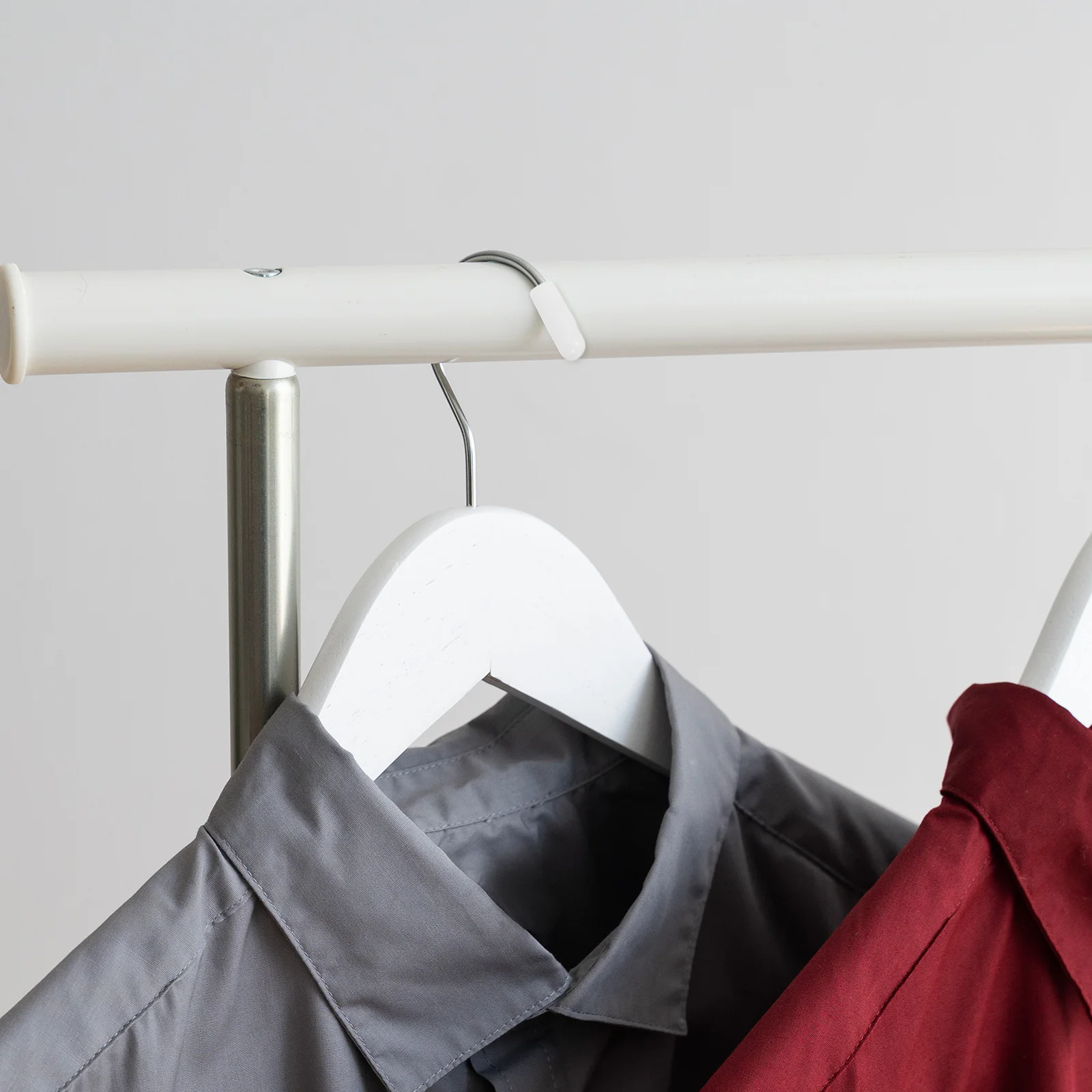 

500Pcs Garment Hook Caps Rubber End Covers Secure Wire Hanger Tips Closet Rack Sleeve Protector Screw End Caps