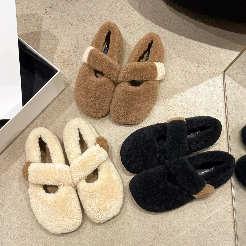 Tênis scarpa piatta femminile 2023 WinterNew Fashion Casual scarpa in cotone femminile Outwear fibbia peluche pelliccia scarpe da donna di lusso