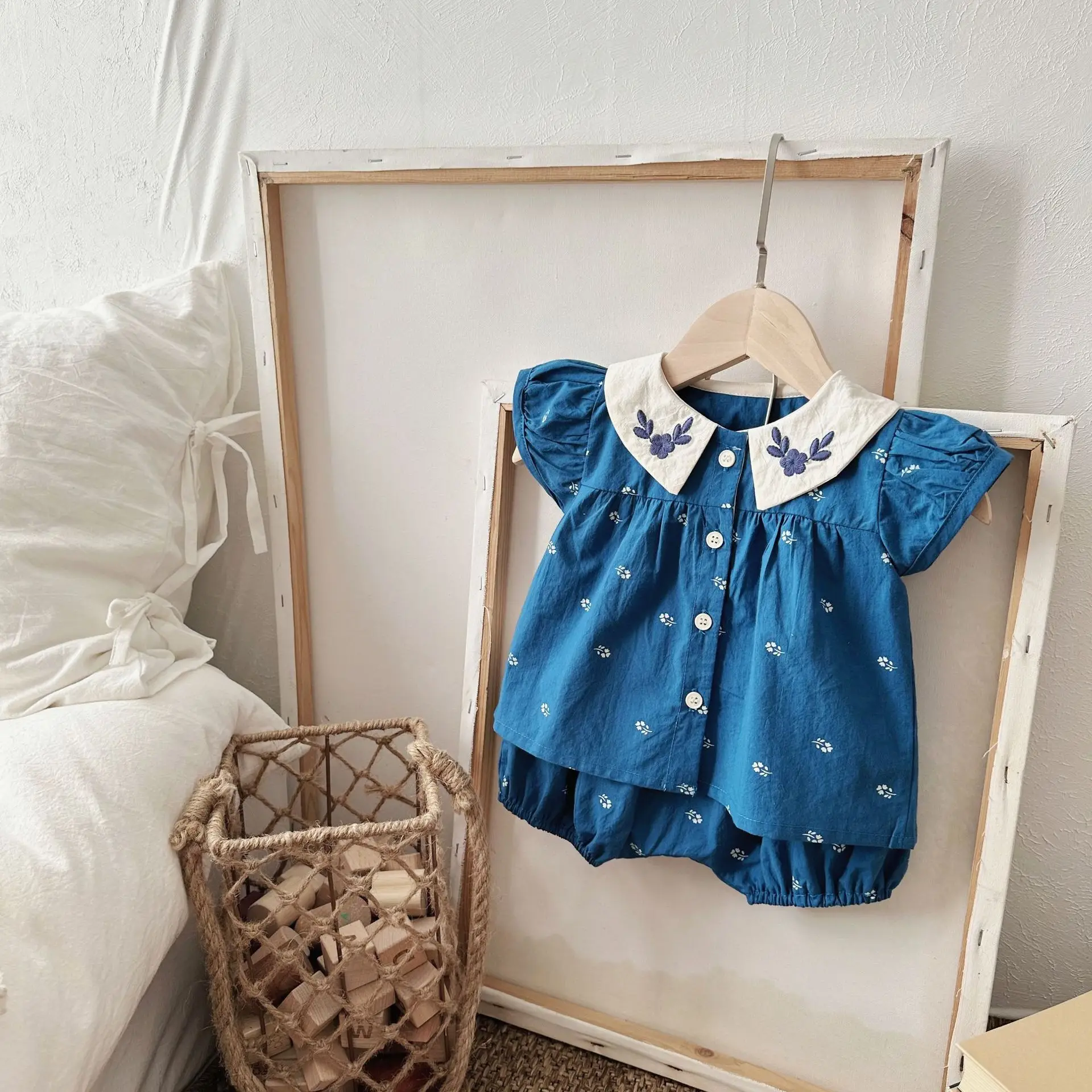 2024 Summer New Baby Puff Sleeve Set Flower Embroidery Infant Girl Vintage Cardigan + Shorts 2pcs Suit Toddler Casual Outfits