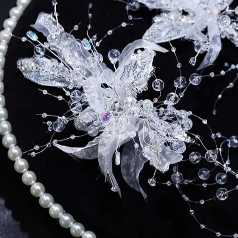 Shining Crystal Hairclips Elegant Luxury Bridal Hair Accessories Leaves Design Exquisite Decorative Clips Special Occasions