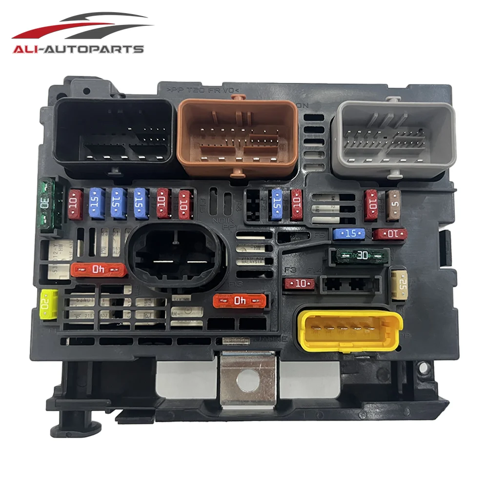 9675878480 BSM R05 Engine Fuse Box For Peugeot 308 SW 1.6 HDi 2007-2014 BSM-R05-00 COMFORT CONTROL MODULE Under Bonnet