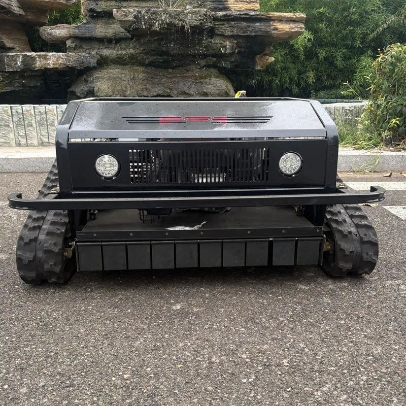 

Индивидуальная вездеходная газонокосилка с дистанционным управлением и бесщеточным двигателем шириной резки 800 мм, мульчер-разрушитель