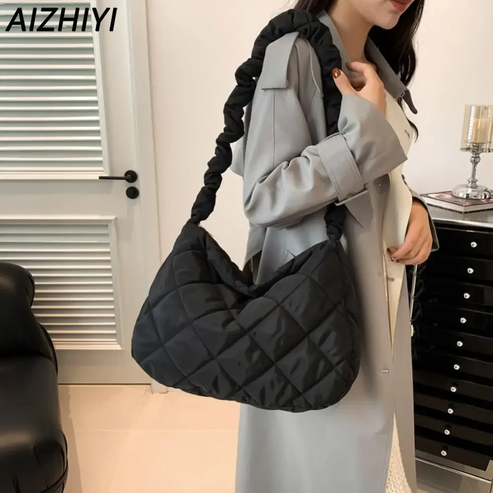 Puffer Tote Bags for Women Pleated Shoulder Bag Fashion Casual Bubbles Cloud Bag Hobo Ruched Crossbody Messenger Bags 2023 New