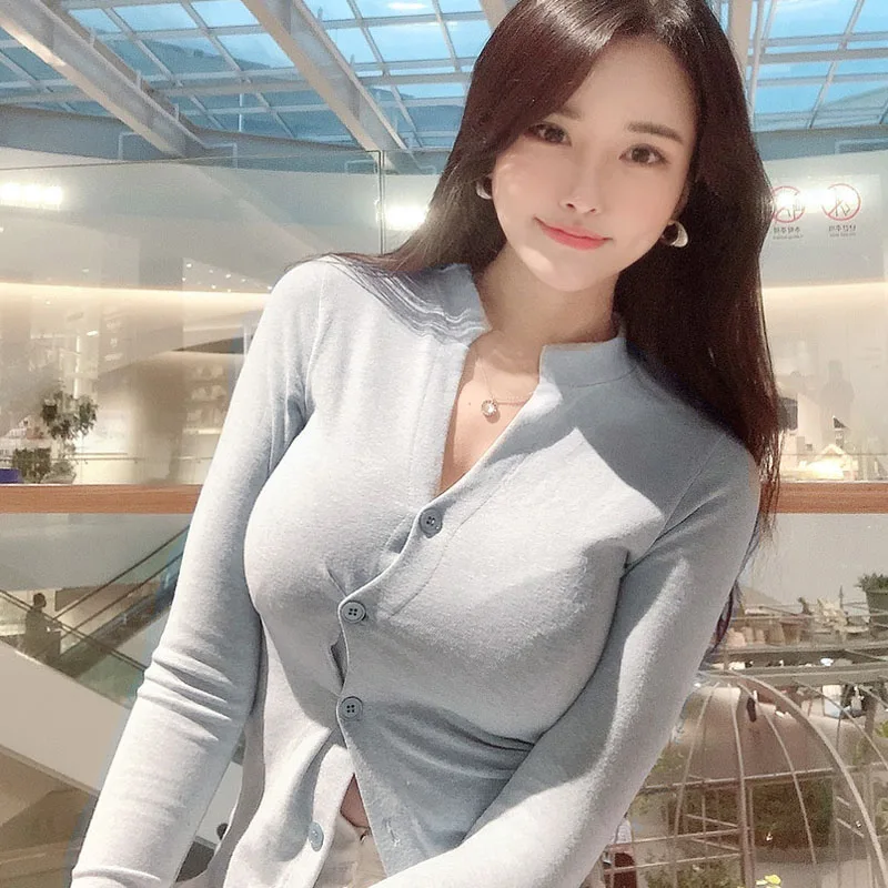 Sexy Long Sleeve T-Shirt QH772 Button Detail Slim Fit Korean Style Commute Pure Color Spring Cotton Women's Fashion