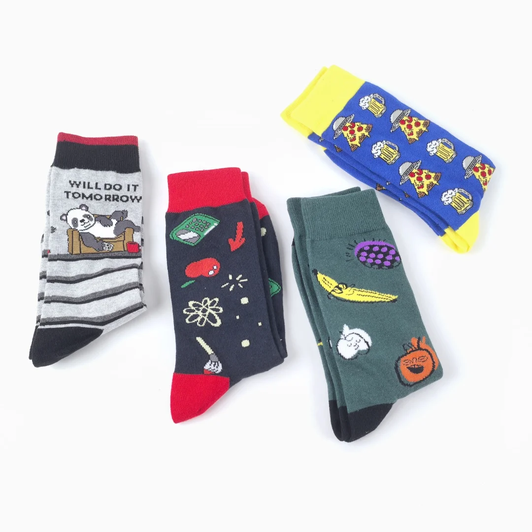 زوج واحد من الجوارب الرجالية المطبوعة لمنتصف الساق، شارع عصري، يرتدي لجميع المواسم