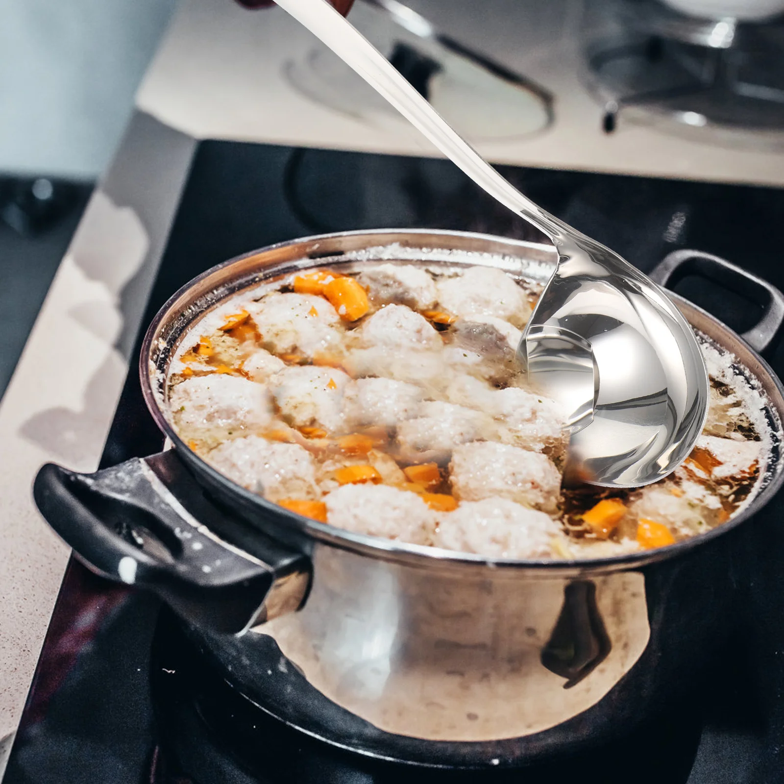 

Stainless Steel Soup Ladle Multifunctional Strainer Spoon Ergonomic Handle Oil Water Separator Kitchen Gadget Long Spoon