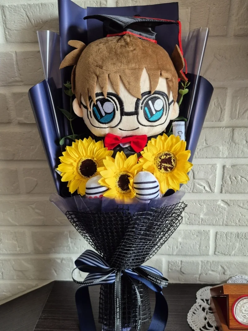 Original süße Cartoon Detektiv Conan Kidd Abschluss Cartoon Plüsch Puppe Blumenstrauß Geschenk Plüsch Anime Peripherie Abschlussgeschenk