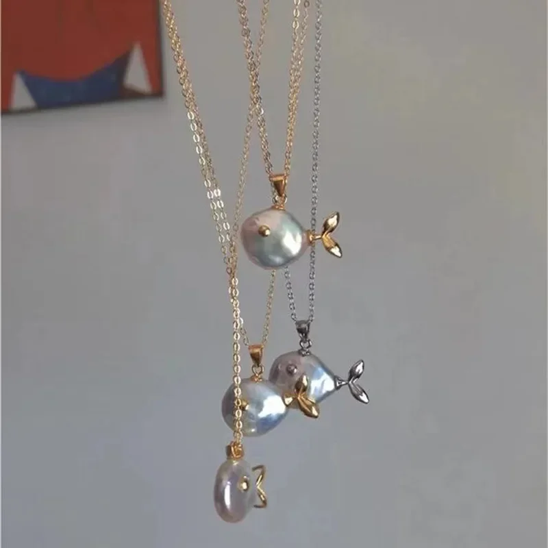 Porpoise Fish Popular Style Pearl Necklace Sweet Personalized Design Women Fish Shaped Pendant Gold Color Simple Collar Chain