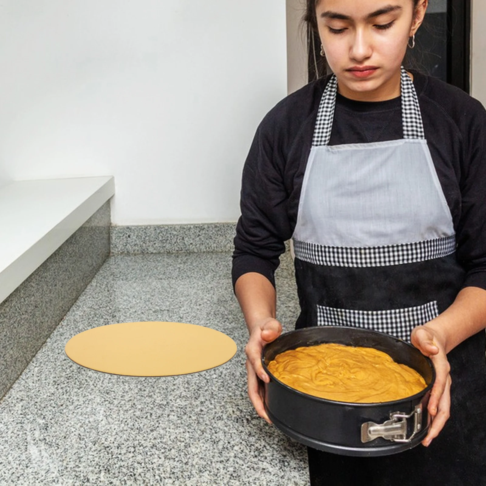 

4Pcs Mousse Cake Display Bases Versatile Use for Baking Accessories Golden Mousse Cake Boards Decorative Base Plates