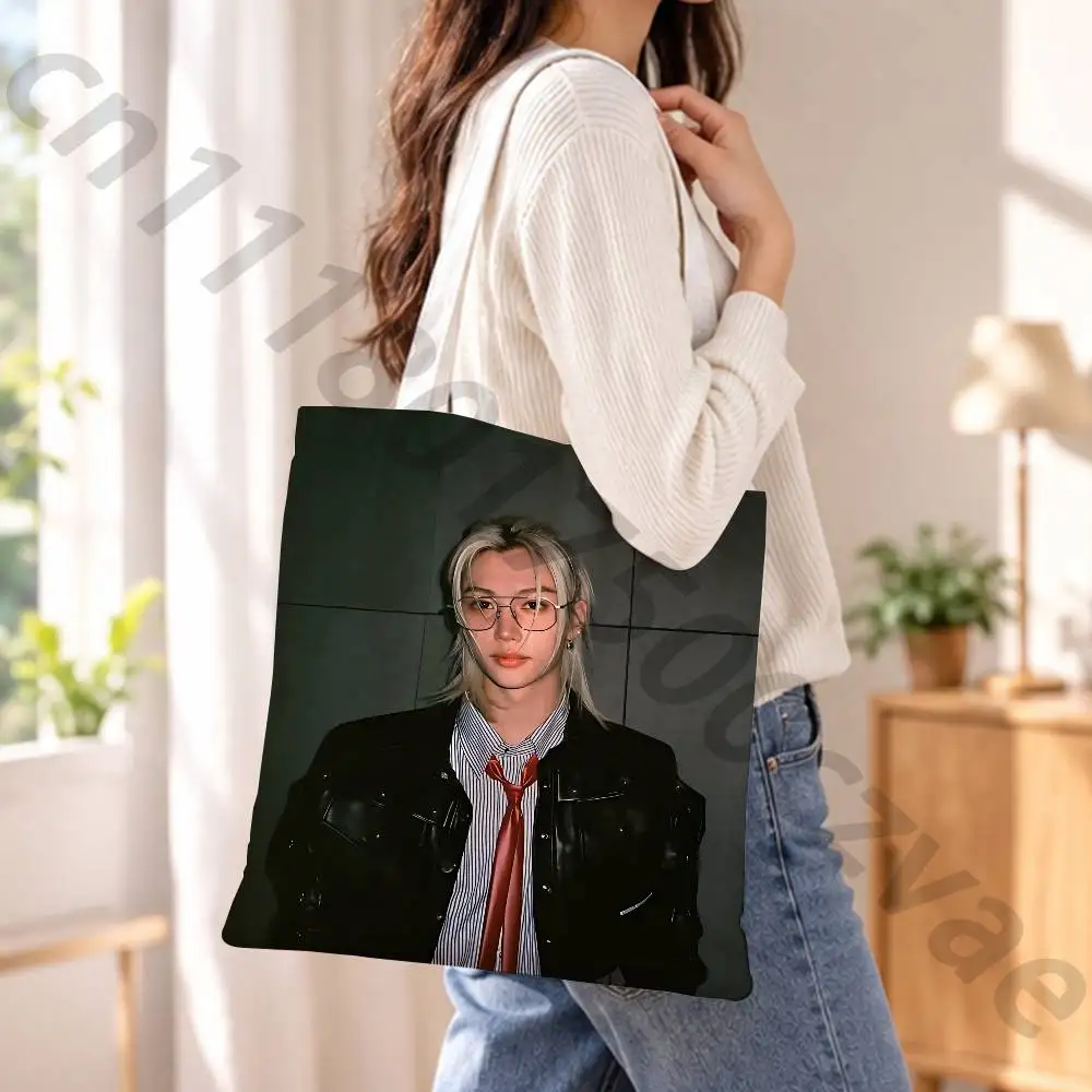 F-Felix Lee S-SKZ Female Printed Versatile Student Portable Office Handbag Bento Bag Handbag Sail Bag