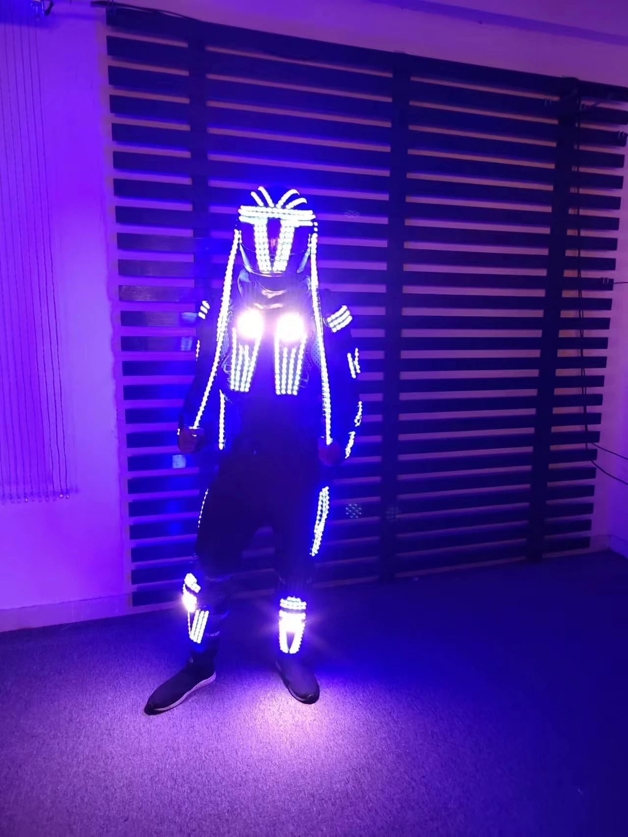 RGB Color LED Growing Robot Suit Costume Men LED Luminous Flashing Clothing Dance Wear For Night Clubs Party Event Bar Supplies