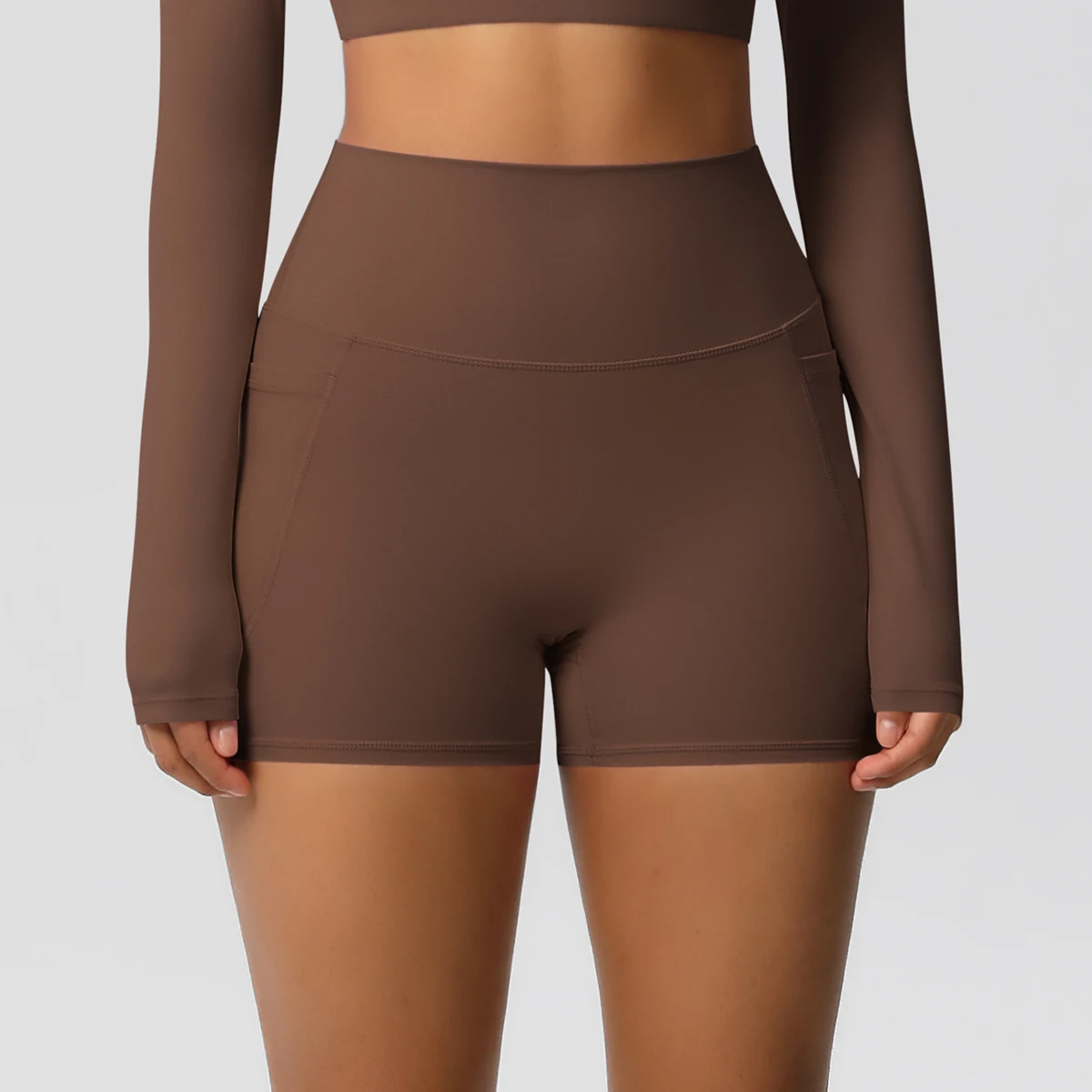 Einfarbige Yogahose mit Taschen, schnell trocknend, hohe Taille, für Fitnessstudio, Push-Up-Yoga-Shorts für Damen, atmungsaktiv, Workout, Fitness, kurz – Detail 4
