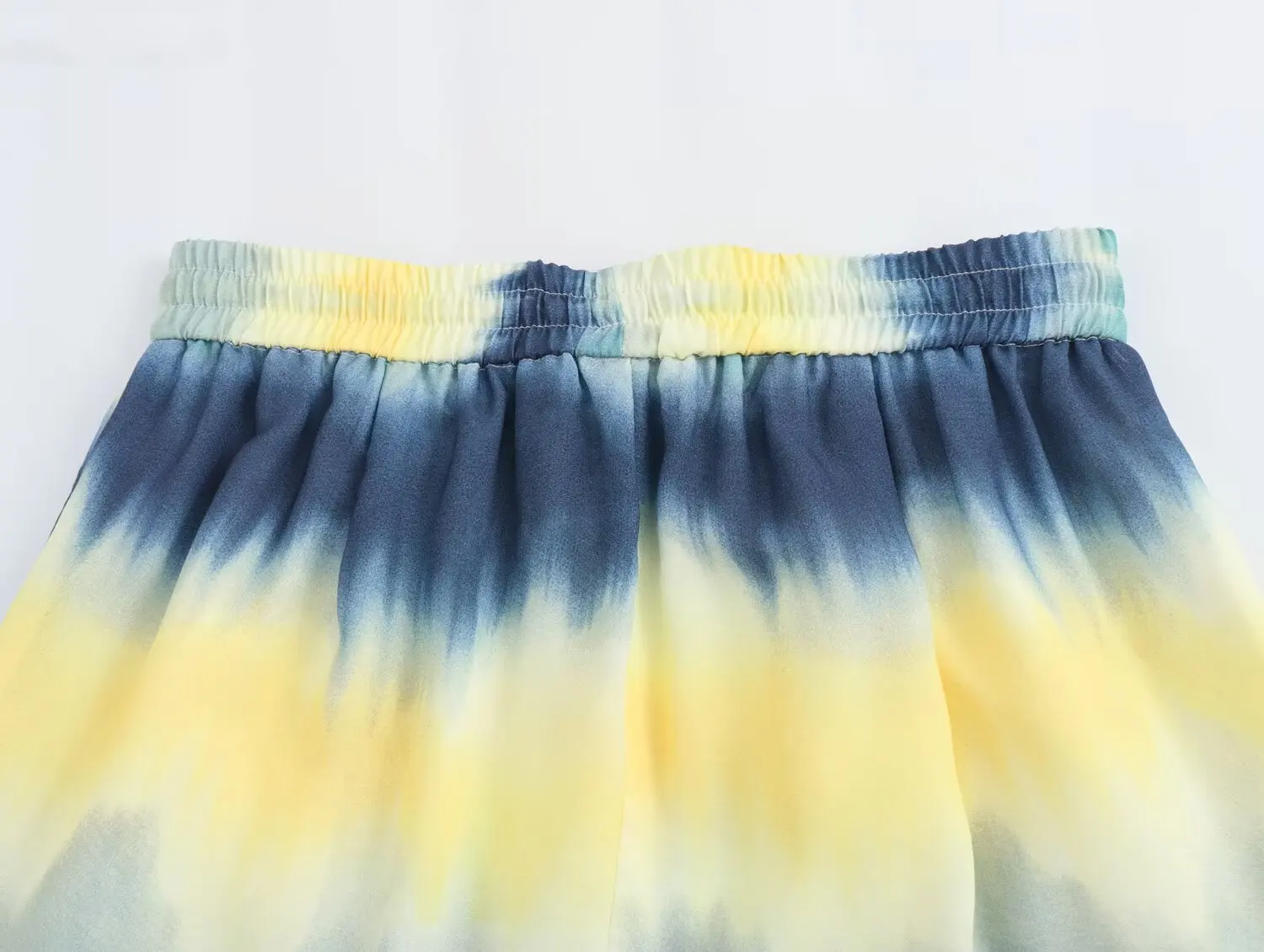 2025 new women's clothing European and American style fashionable tie-dye printed loose high waist trousers