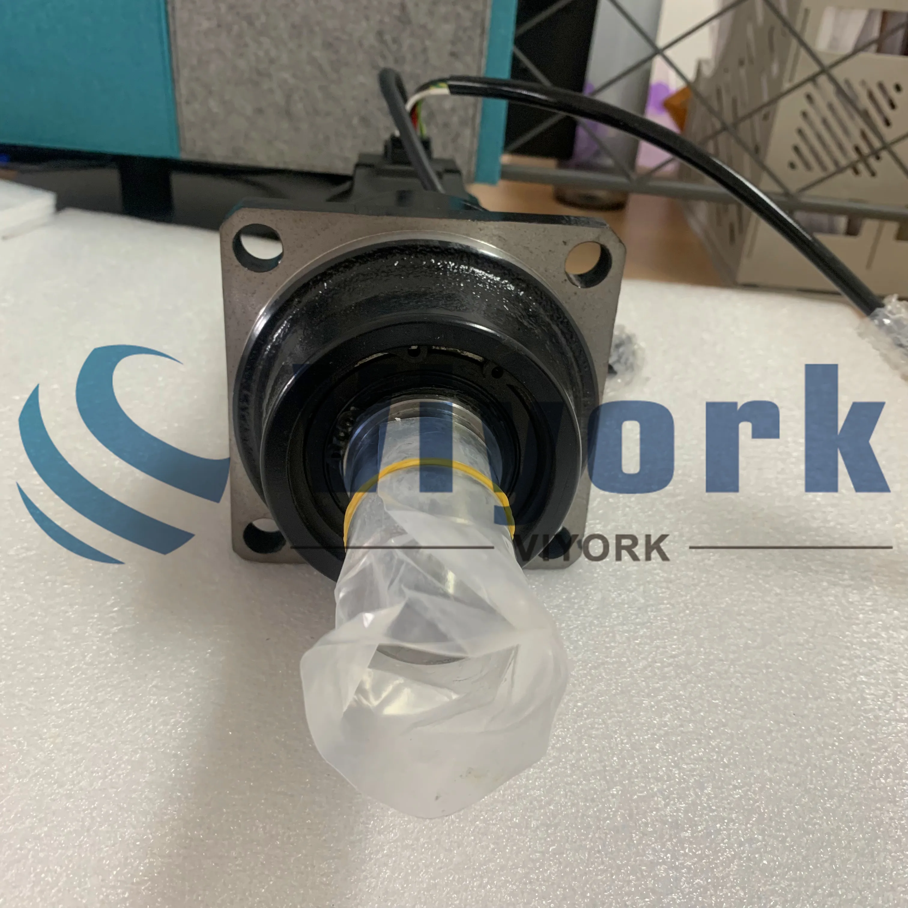 HC-KFS73G1 AC SERVO MOTOR 750W WITH THE GEAR 1:20 NEW