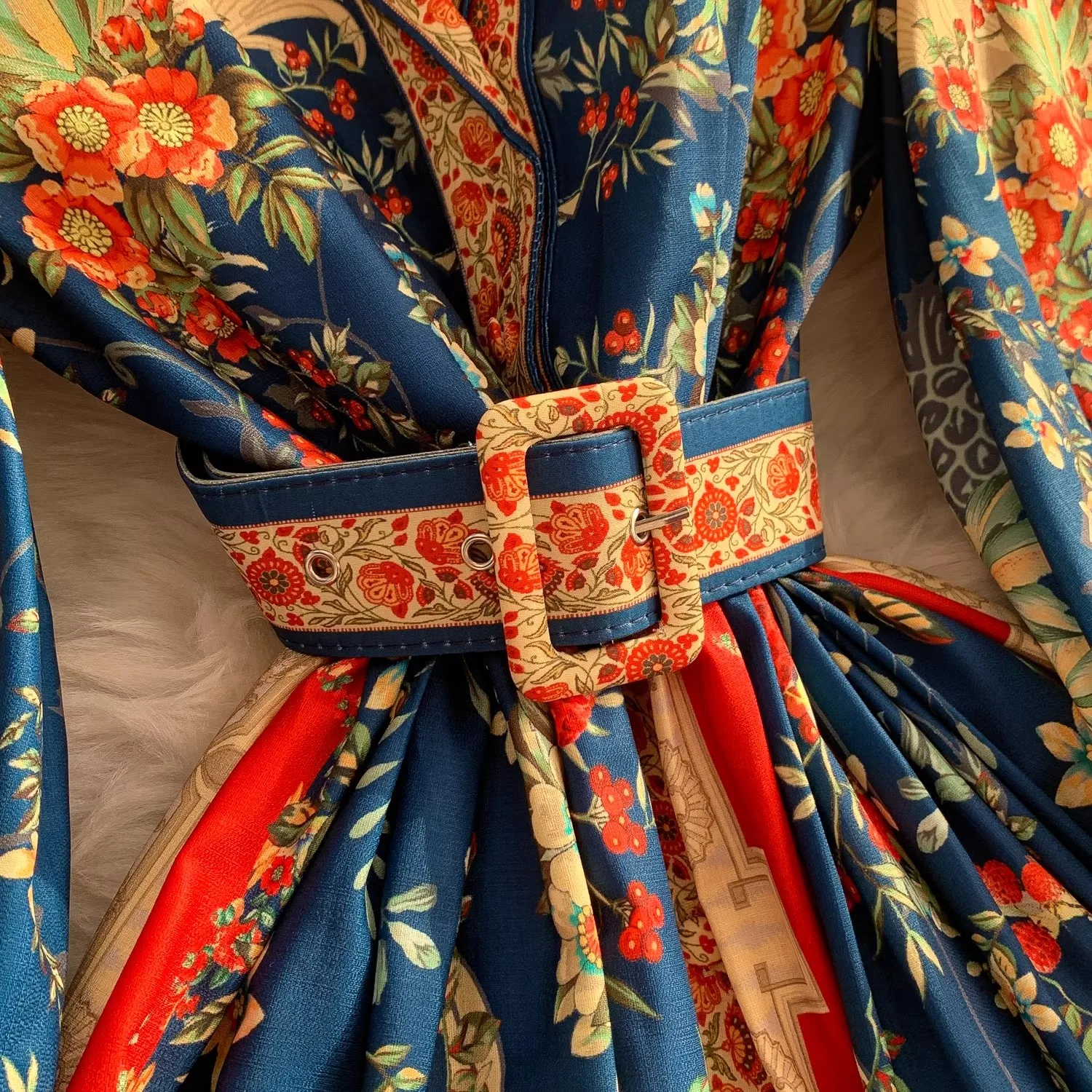 2025 Autumn Gorgeous Flower Holiday Boho Dress Women's V-Neck Long Sleeve Floral Print High Waist Belt Pleated Maxi Vestido