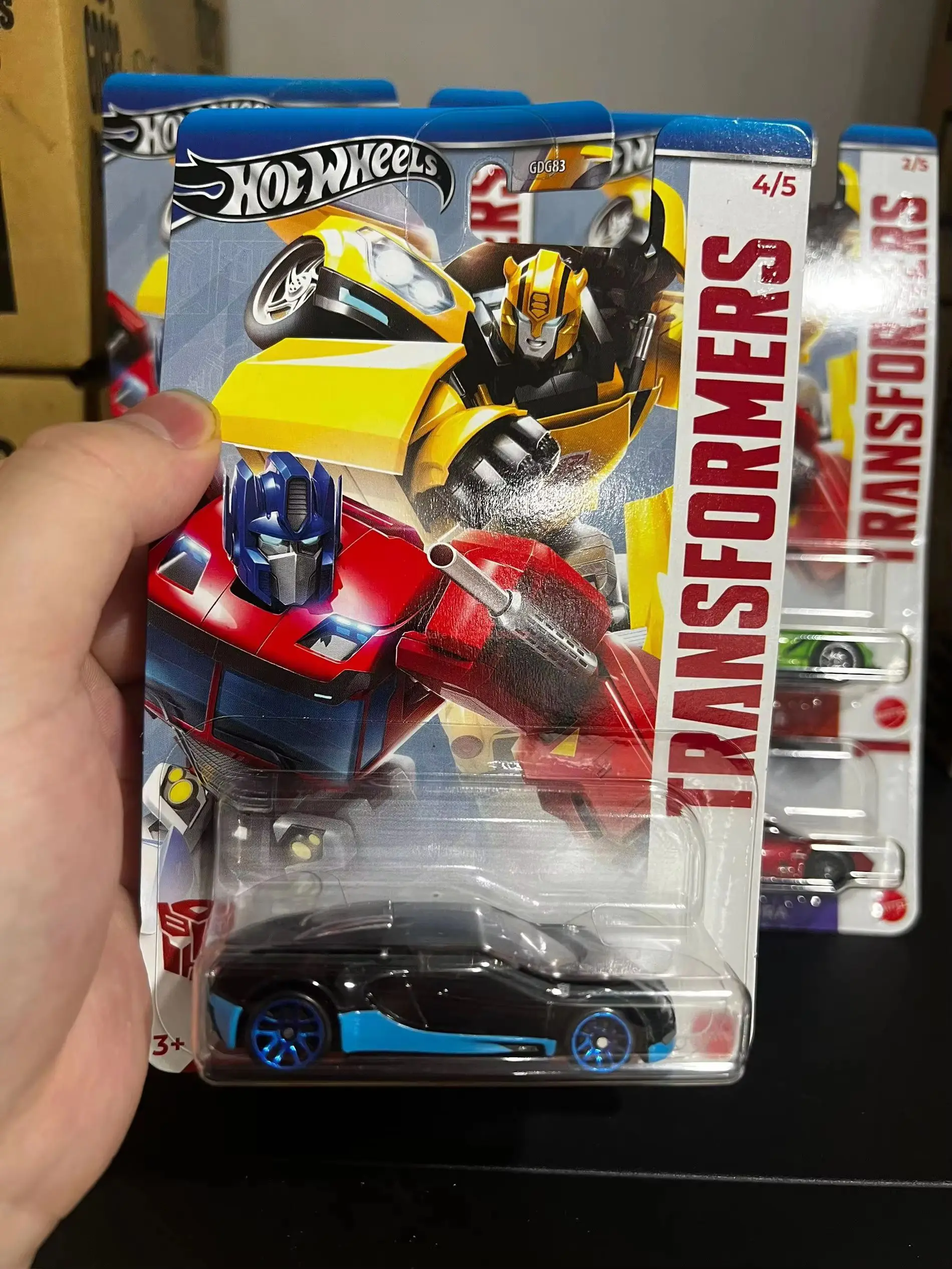 Nouvelles roues transformateurs Gdg83 Bumblebee personnalisé Volkswagen Ford Mustang Pagani Bugatti Veyron1/64 Kong moulé sous pression modèle de voiture cadeaux